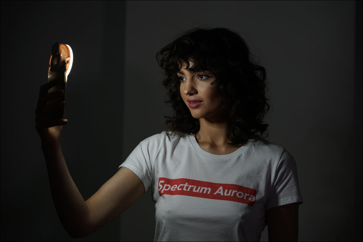 What is the Best Selfie Light for iPhones, Androids and Other Smartphones?