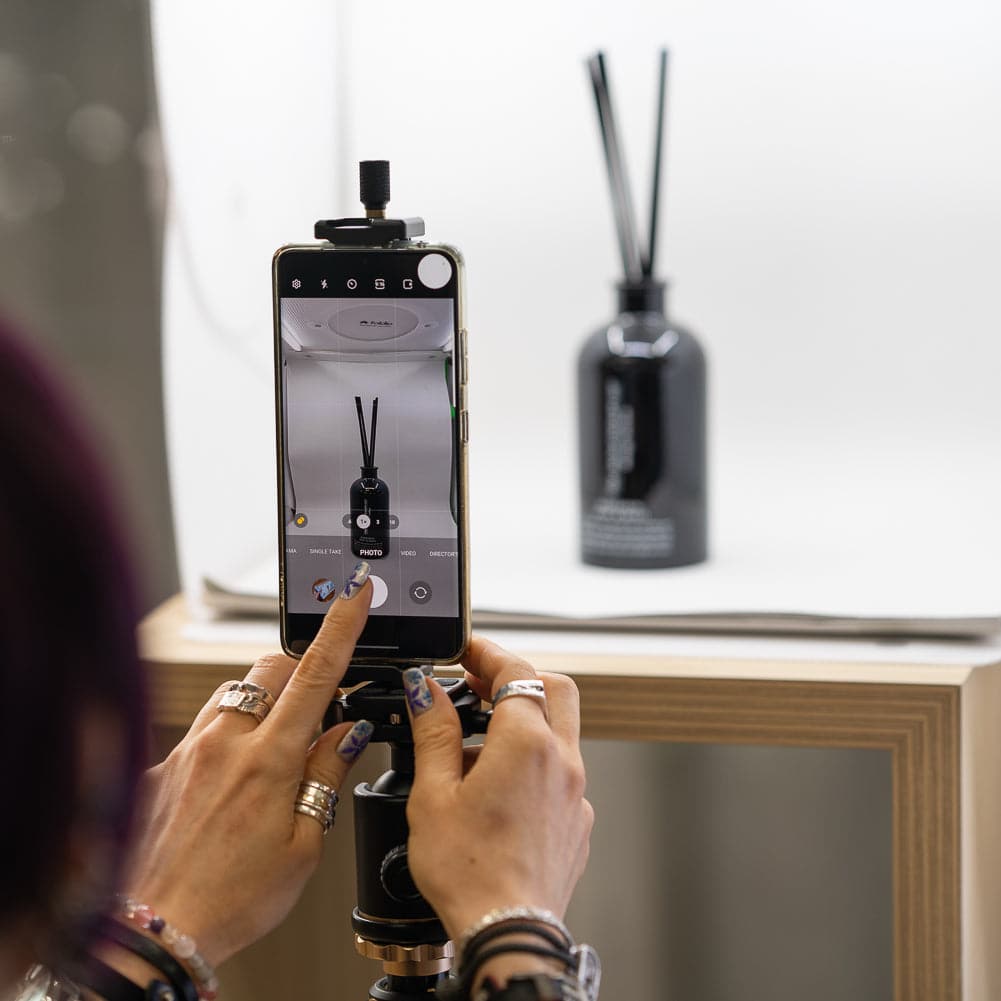 Professional Metal Multi-Device Bracket with Cold Shoe Mount (Tablet/Smartphone)