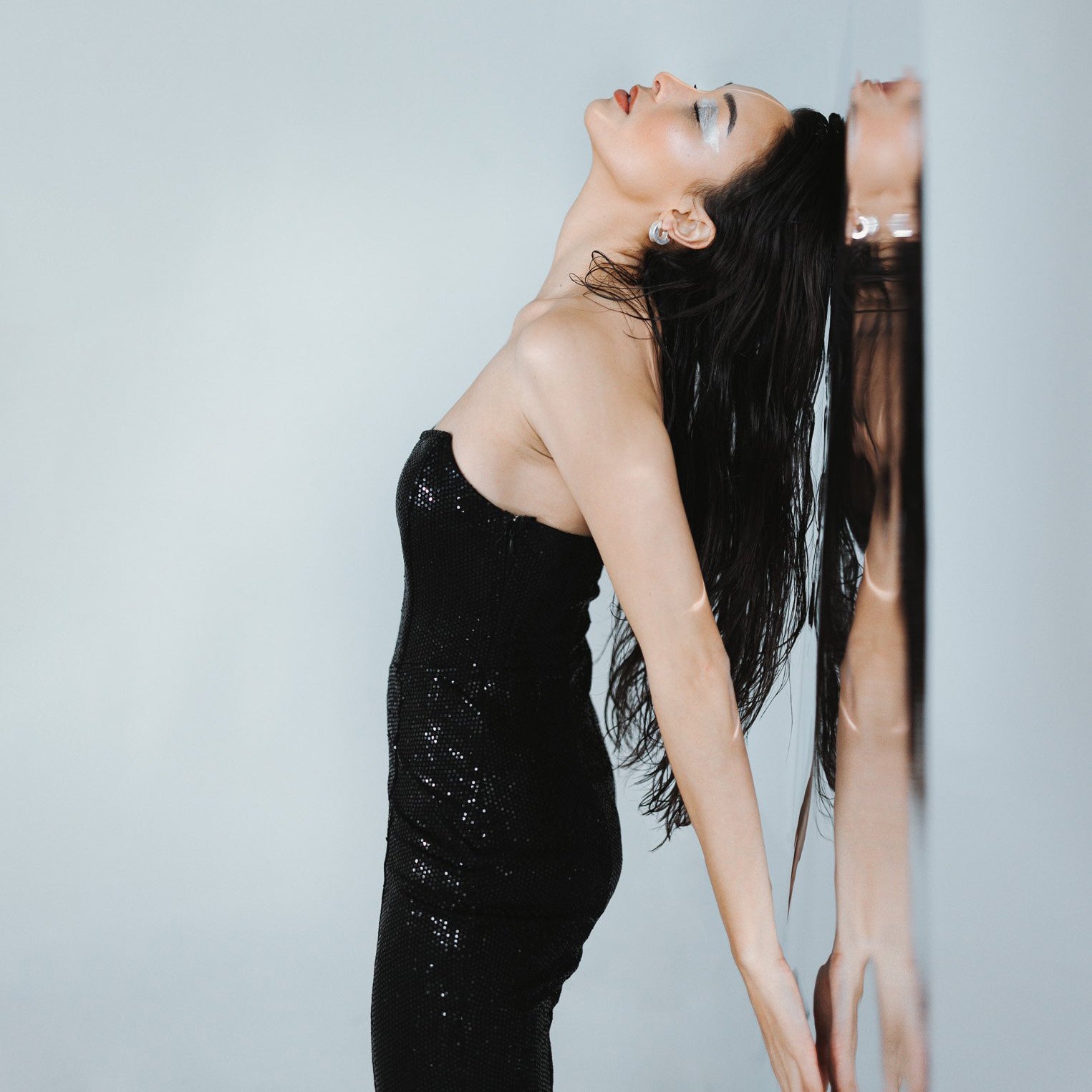 Spectrum Mylar Silver Mirror-Like Photography Reflective Backdrop Roll (1.2 X 7.5m)