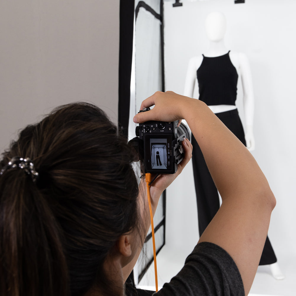 Spectrum 'LumeStudio' 120cm x 200cm x 100cm Ecommerce Fashion Product Photography LED Lighting Booth (DEMO STOCK)