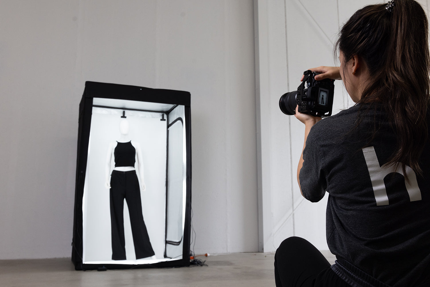 Spectrum 'LumeStudio' 120cm x 200cm x 100cm Ecommerce Fashion Product Photography LED Lighting Booth (DEMO STOCK)