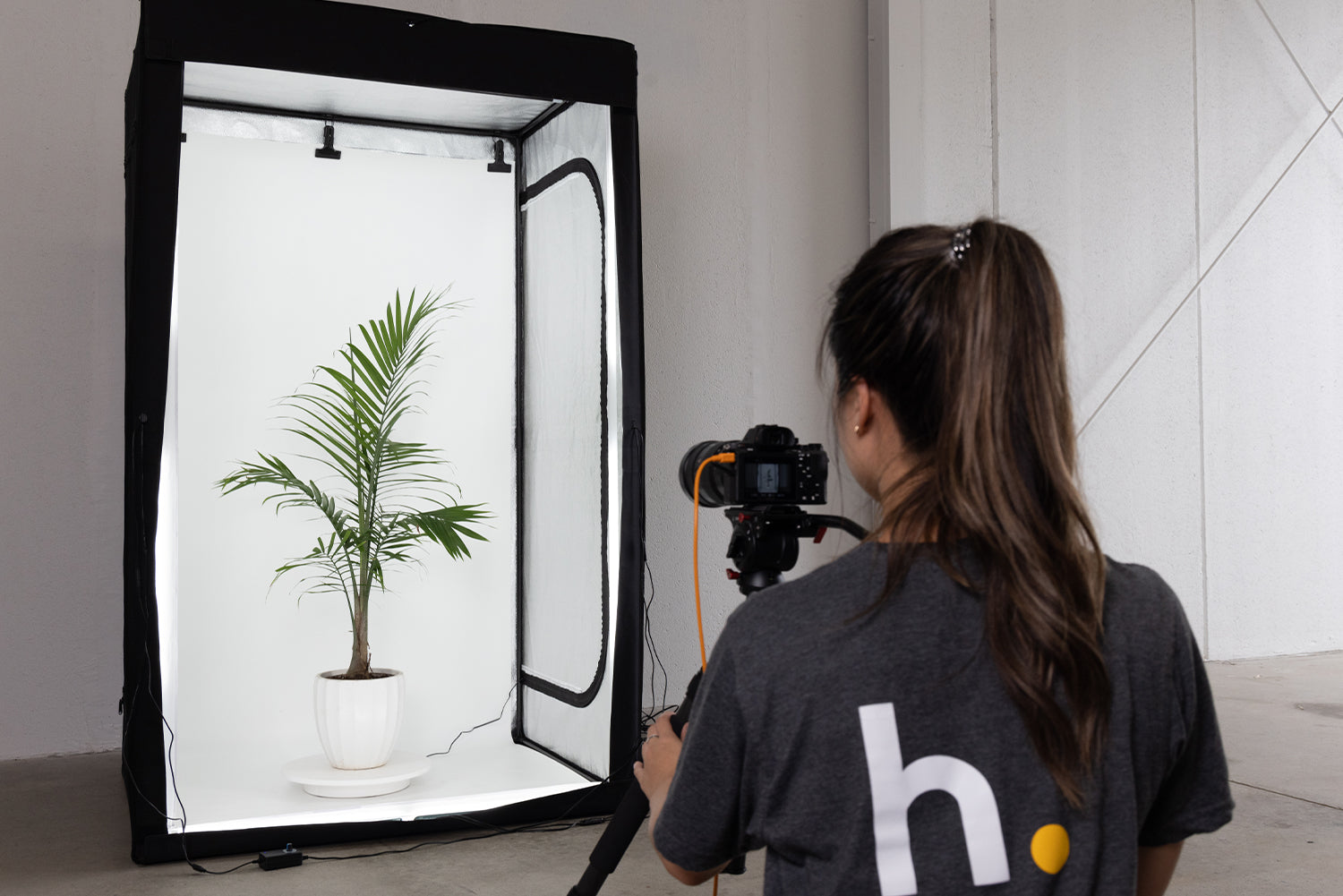 Spectrum 'LumeStudio' 120cm x 200cm x 100cm Ecommerce Fashion Product Photography LED Lighting Booth (DEMO STOCK)