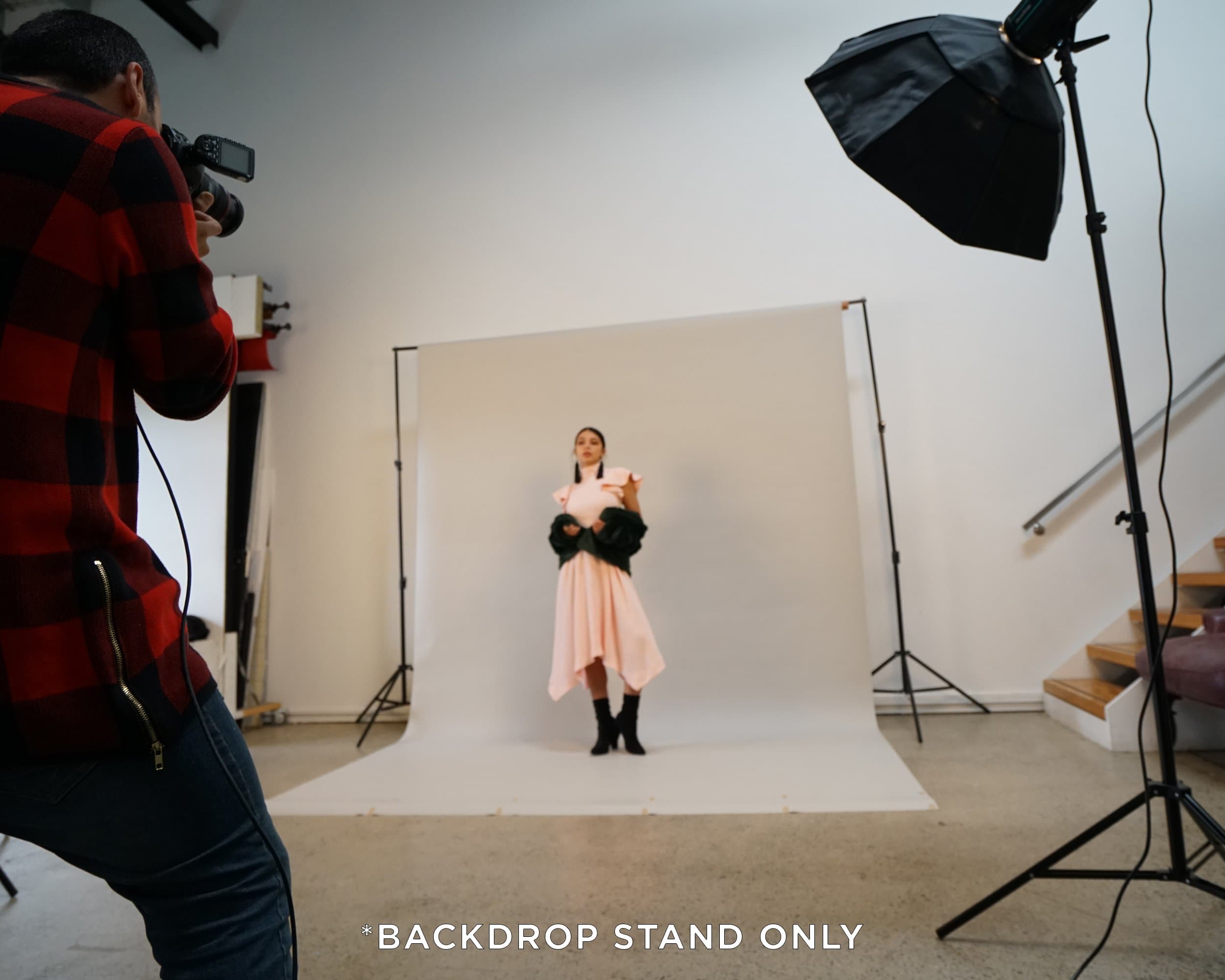 Spectrum Backdrop Stand (3.1M x 3.0M) - Heavy Duty 8kg Load 4 Segment Crossbar footer