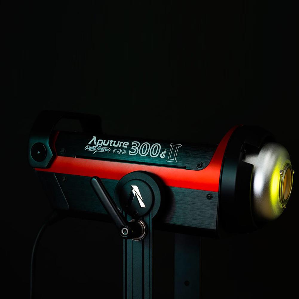 Aputure Light Storm C300D II Mark 5500k CRI 96+ LED Video Studio Light