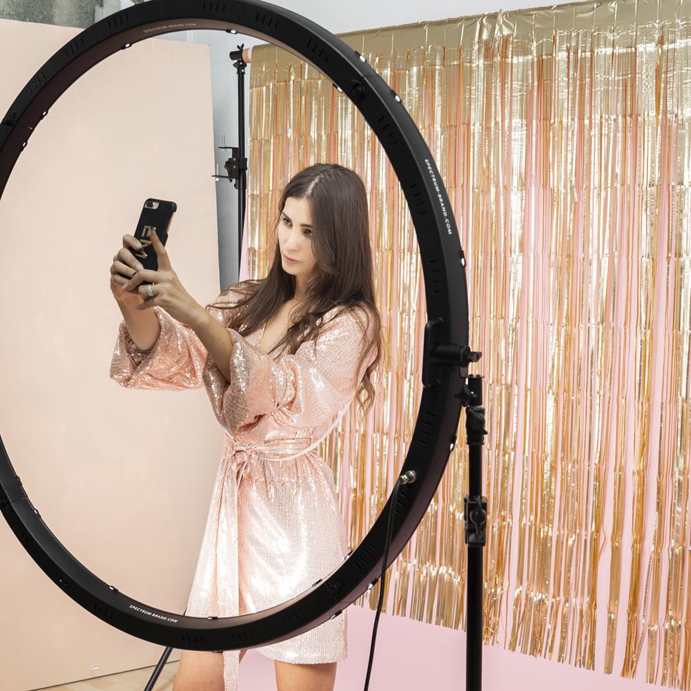 Giant Photo Booth Wedding & Events 47" LED Ring Light - Aurora Max