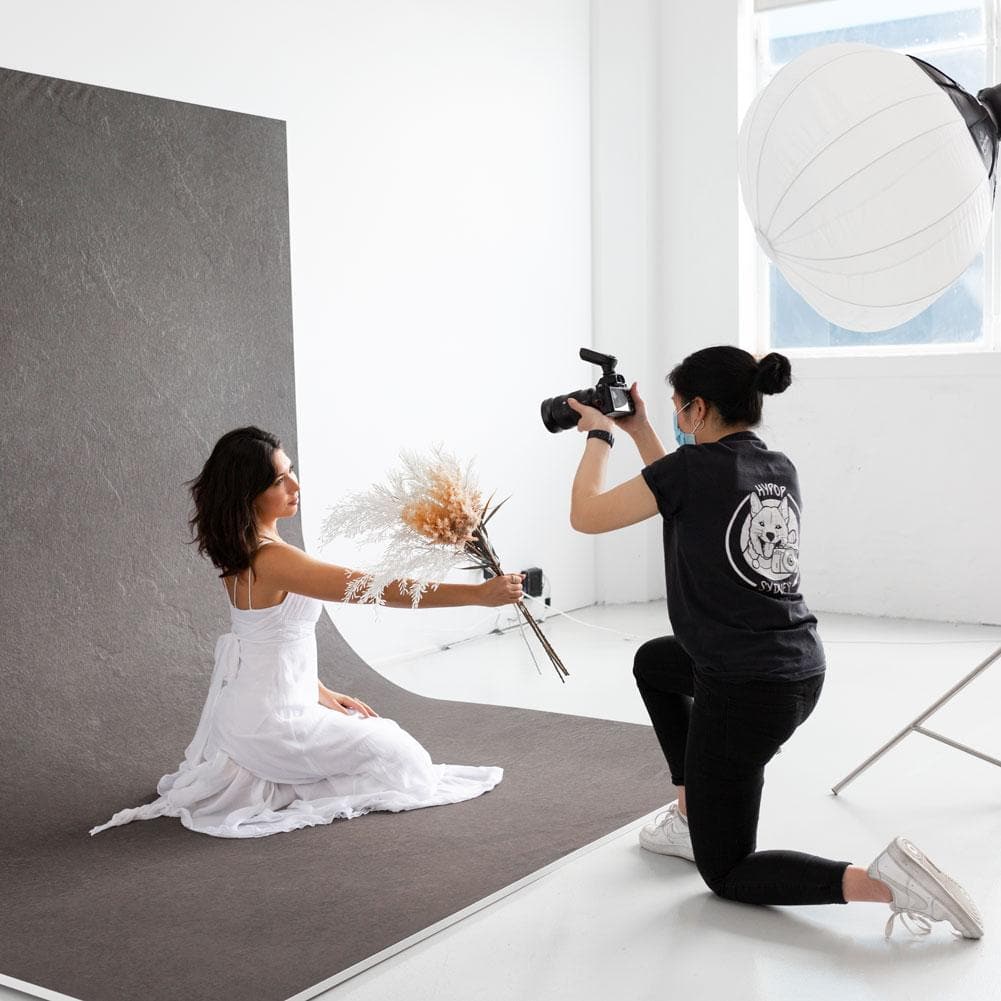 Easiframe® Curved Cyclorama Backdrop Stand Frame and Background Set
