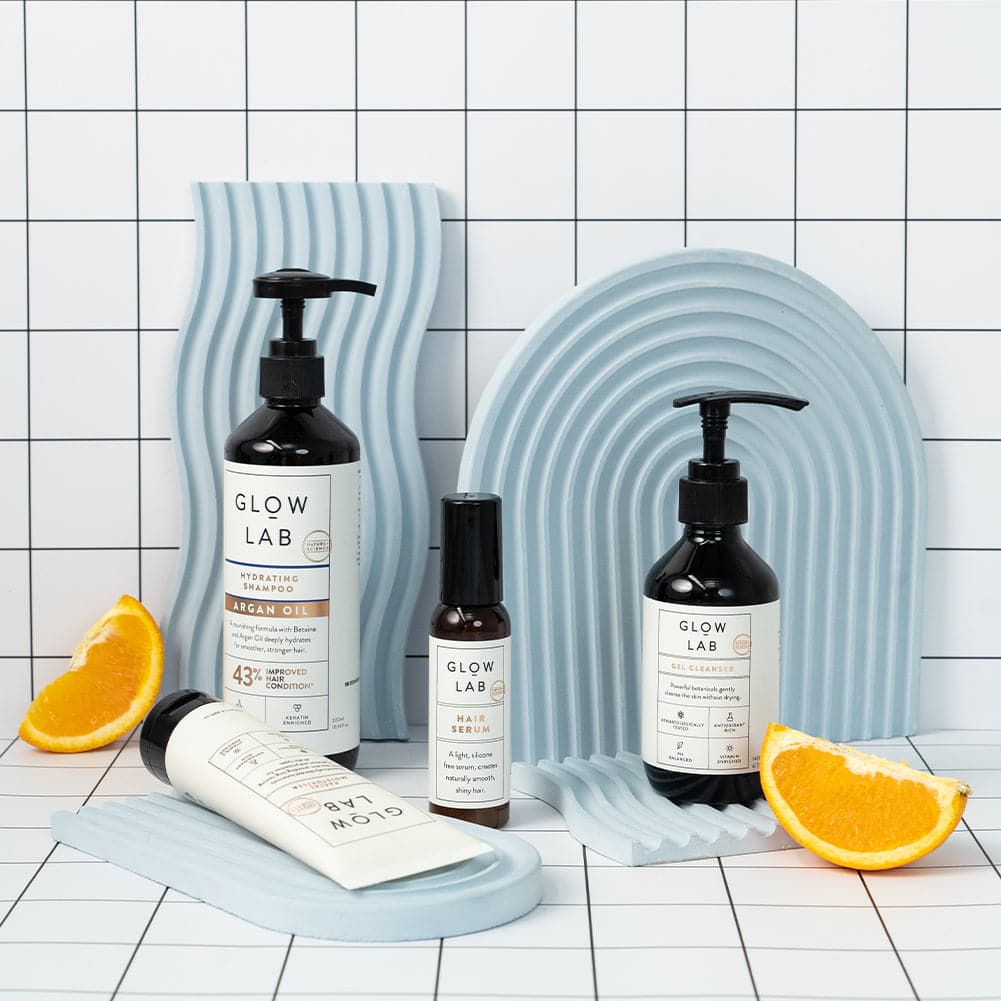 Flat Lay Instagram Backdrop - 'Newtown' Black & White Grid (56cm x 87cm)