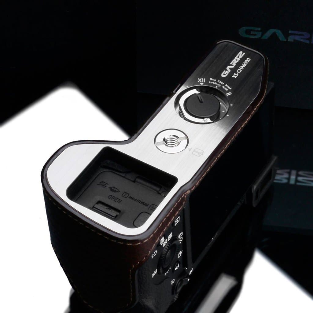 Gariz XS-CHA6500BR Genuine Leather Camera Half Case Brown for Sony A6500