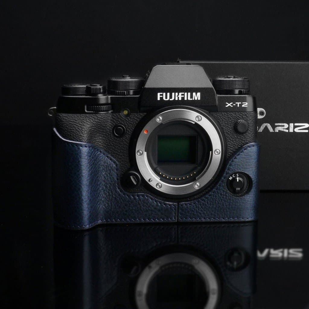 Gariz XS-CHXT2NV Navy Genuine Leather Half Case for Fuji Fujifilm X-T2/X-T3 XT2
