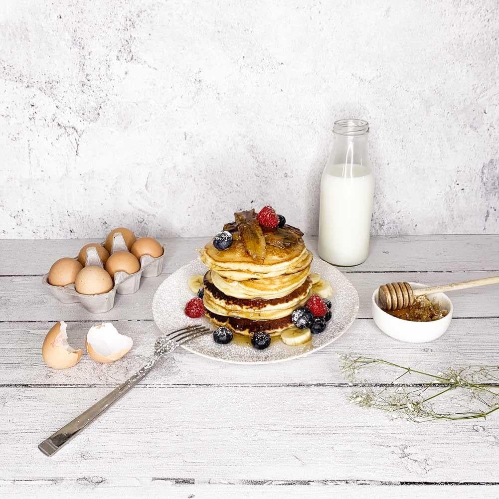 Flat Lay Instagram Backdrop - 'Palm Beach' White Wash Wooden (56cm x 87cm)