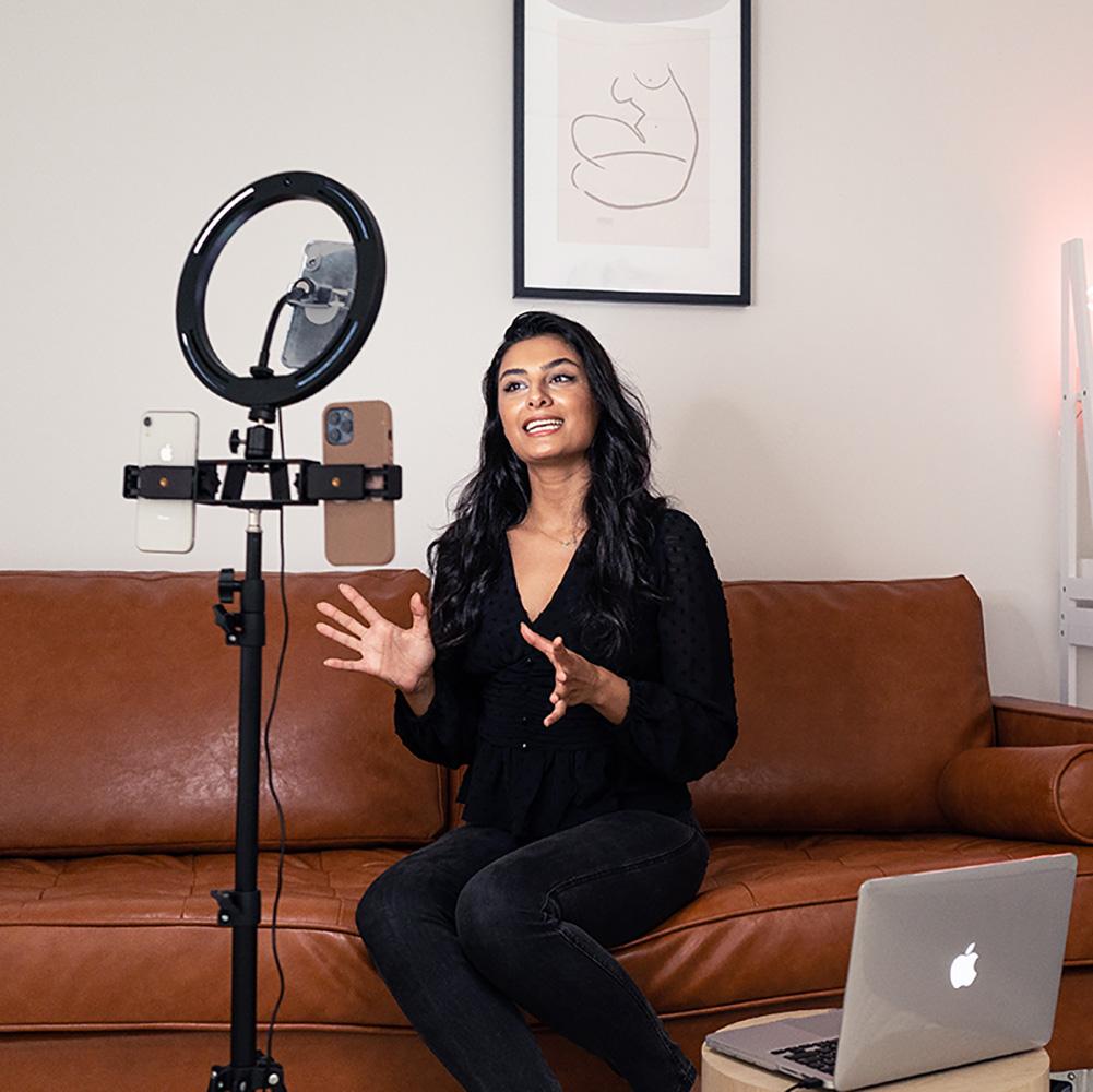Ring Light 10" LED Livestream w/ Triple Phone Mount - Onyx
