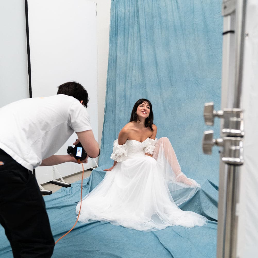 Spectrum Kaleidoscope Series Mottled Cotton Muslin Backdrop 3m x 6m - Mad About Blue