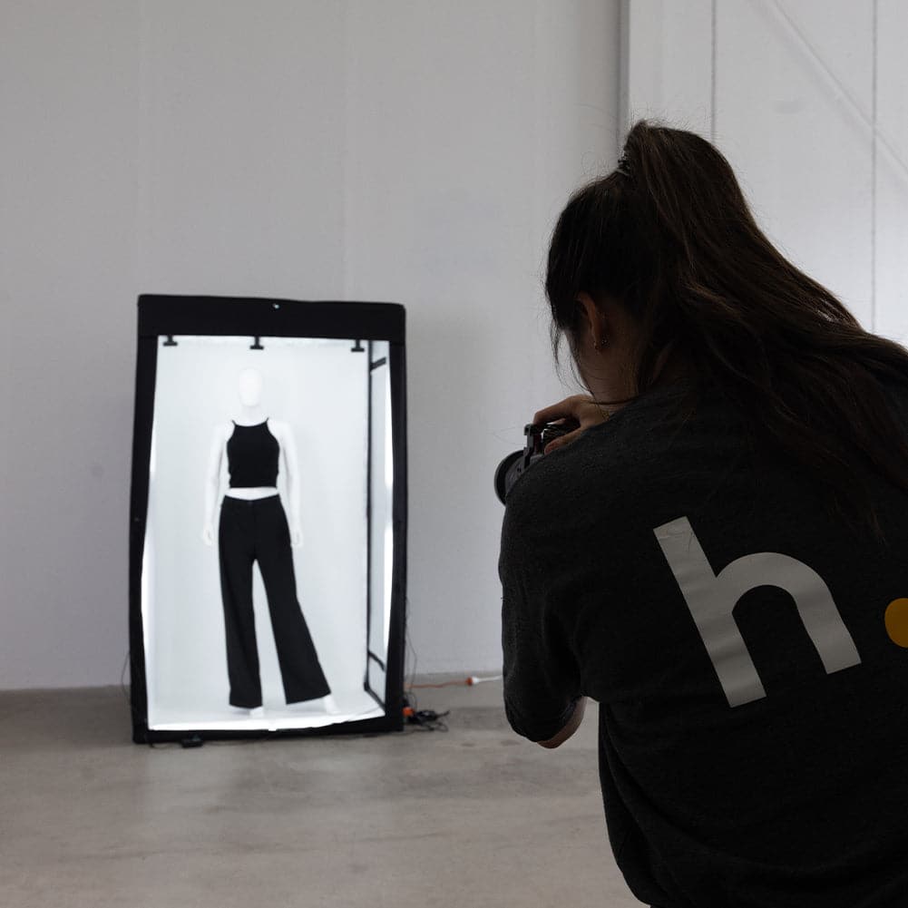 Spectrum 'LumeStudio' Ecommerce Fashion Product Photography LED Lighting Booth