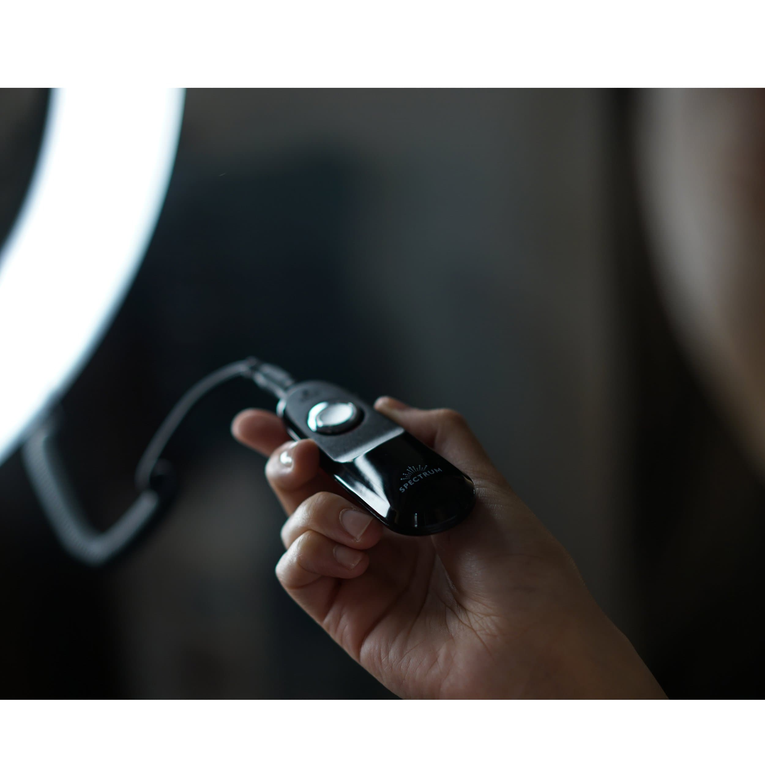 Spectrum Mobile Shutter Remote and Cable for iPhone/iPad/iPod