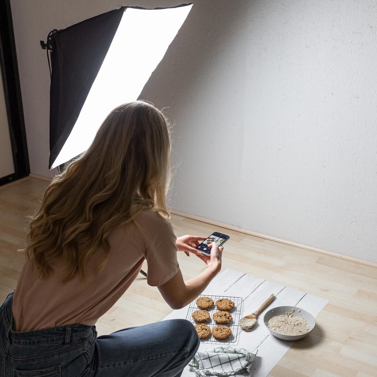 Flat Lay Instagram Backdrop - 'Palm Beach' White Wash Wooden (56cm x 87cm)