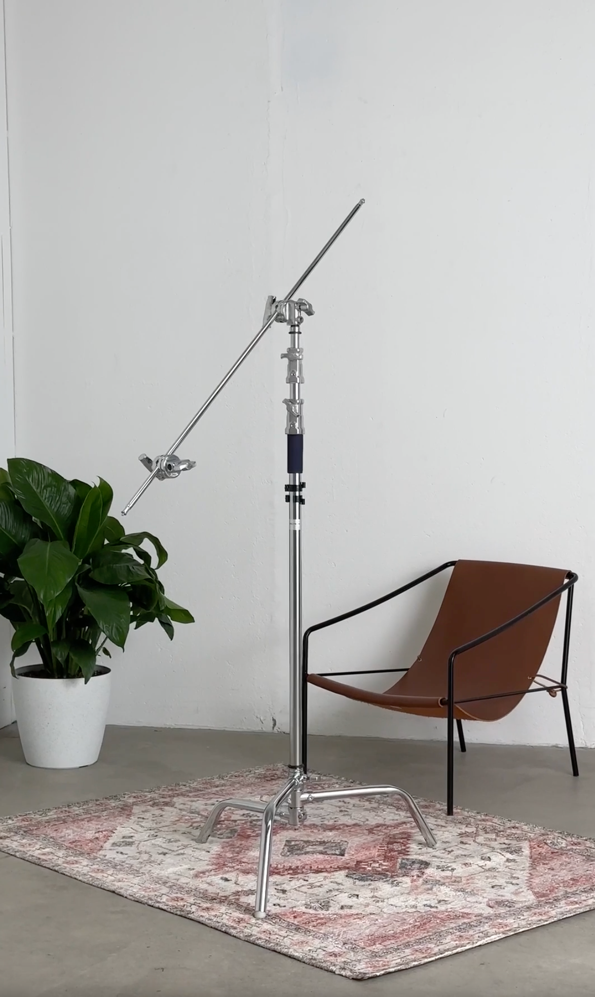 Spectrum Silver Heavy Duty Photographic C-Stand With Boom Arm (20kg Load) (DEMO STOCK)