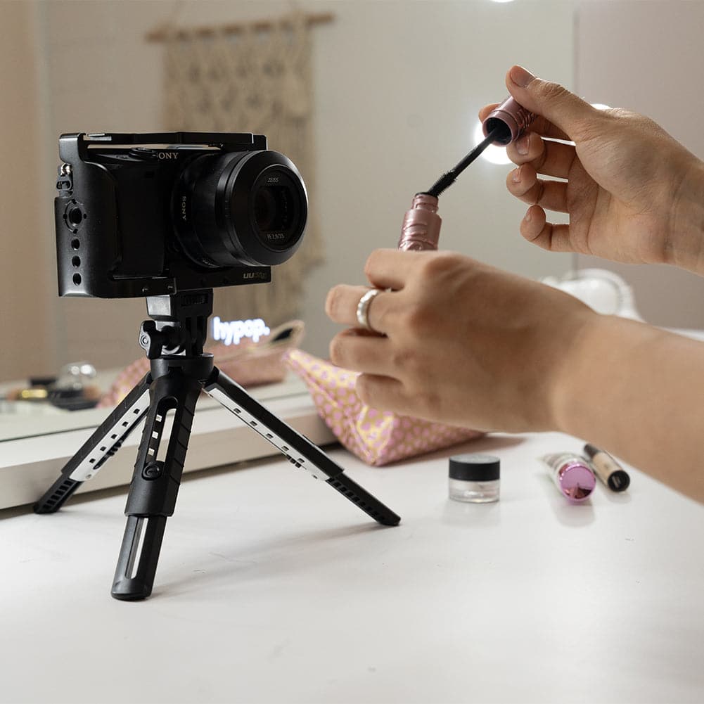 Mini Tabletop Desk Tripod Stand for Flash Lighting and Cameras