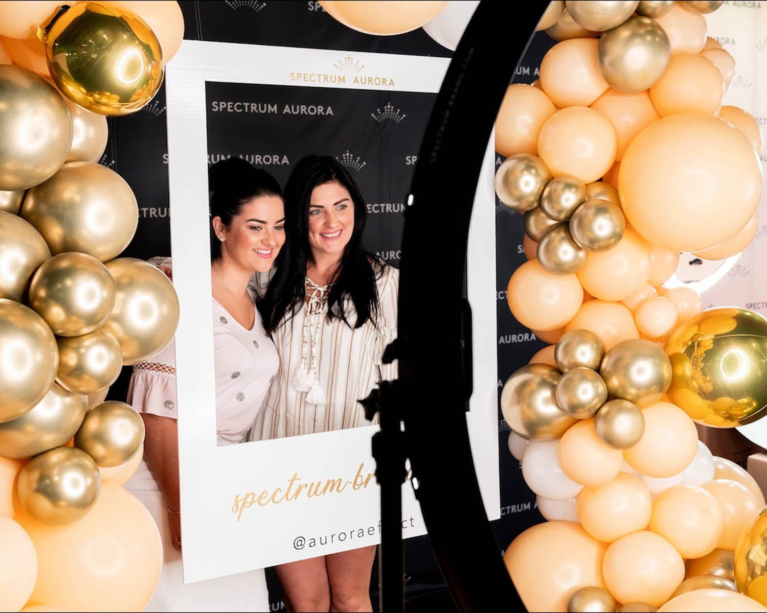 Led Ring Pattern Photo Booth Giant Wedding, Media Wall & Events 47
