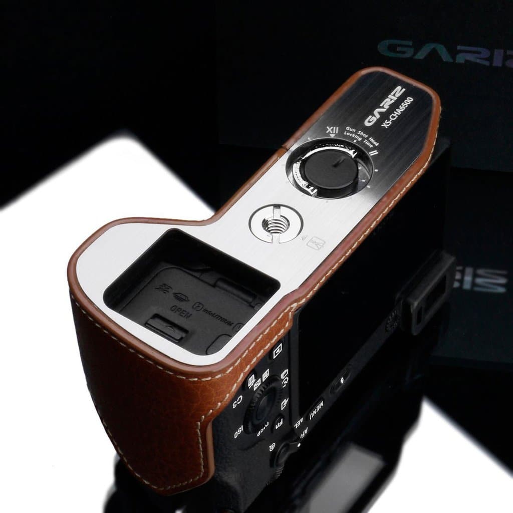 Gariz XS-CHA6500CM Genuine Leather Camera Half Case Camel for Sony A6500