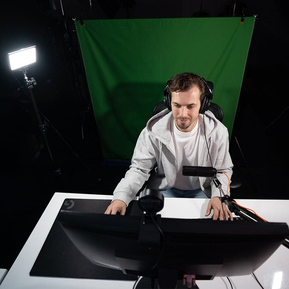 Streamer Kit Free 'Starter Twitch Package' Gamer Live Streaming Lighting Kit